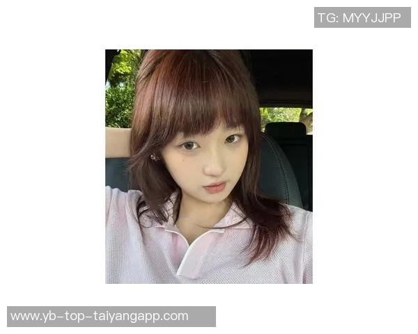 杨瀚森女友中秋晒幸福照与舞蹈视频祝福平安快乐引热议